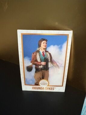 Warner Bros. Harry Potter Card – White and Gold Accents